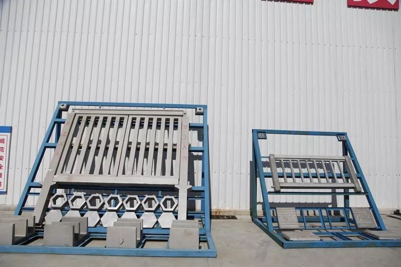 中鐵現(xiàn)場常見的水泥預(yù)制品